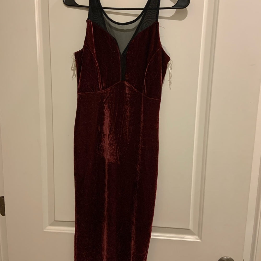 Maroon going out/body shaping dress